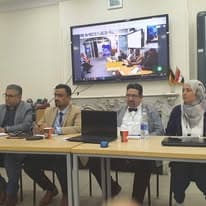صورة من الألبوم