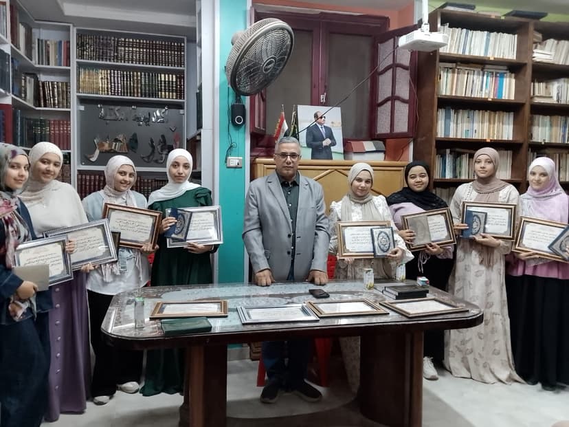صورة من الألبوم