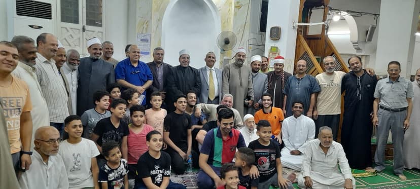 صورة من الألبوم