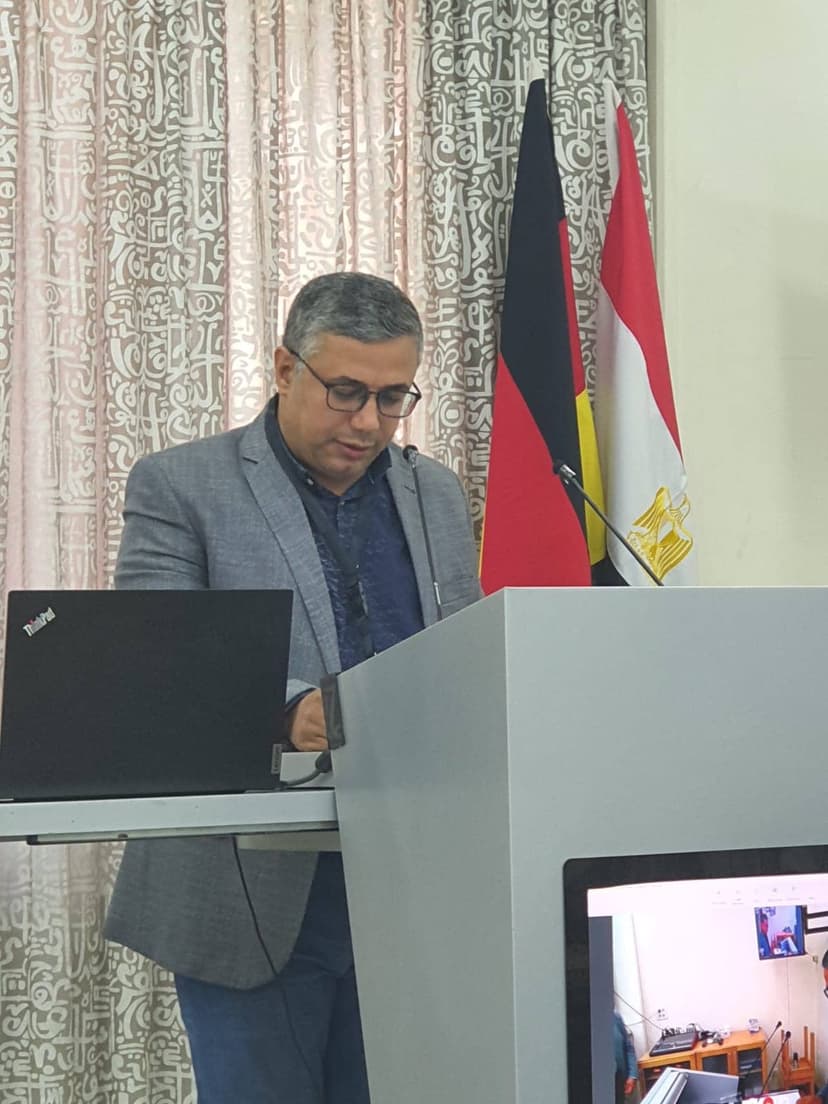 صورة من الألبوم