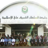 صورة من الألبوم