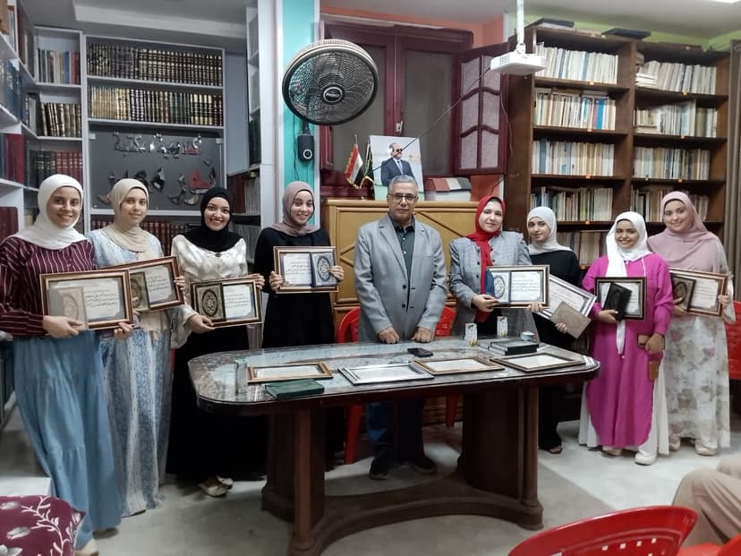 صورة من الألبوم