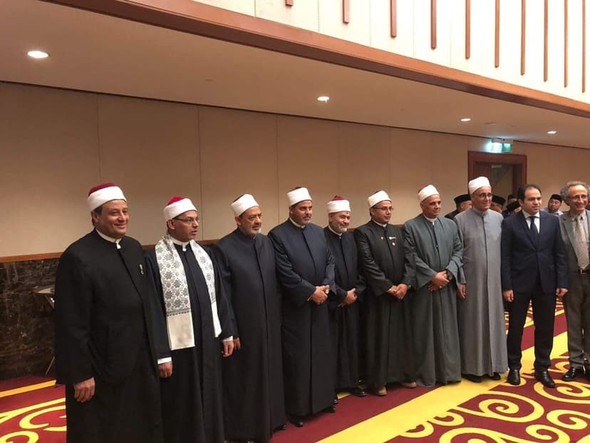 صورة من الألبوم