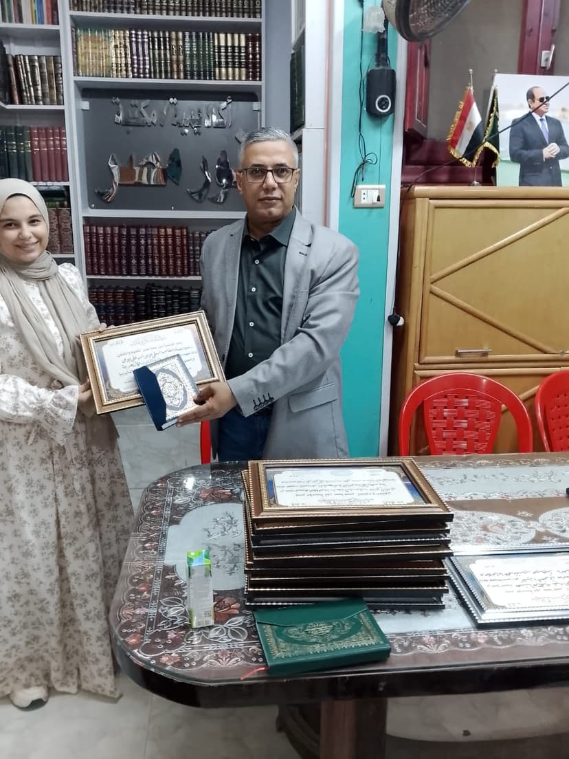 صورة من الألبوم