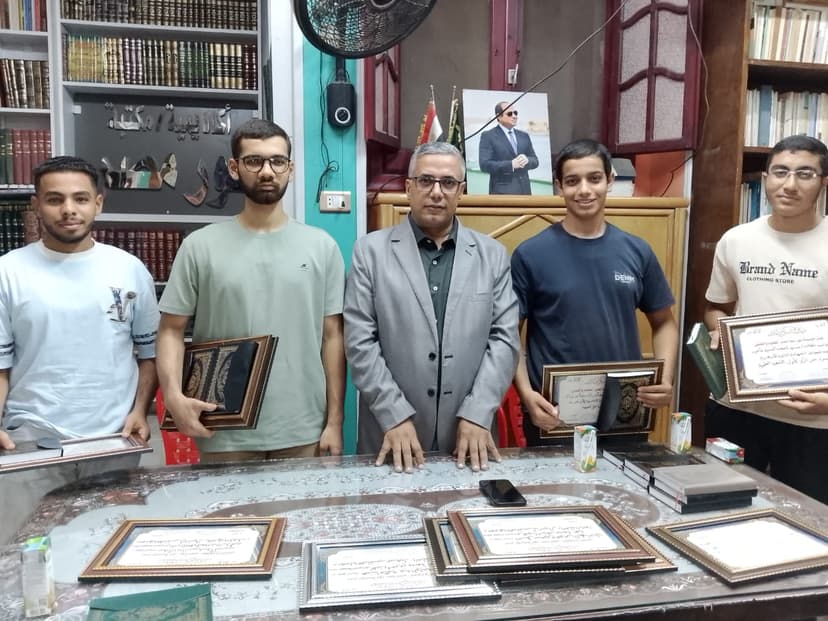 صورة من الألبوم