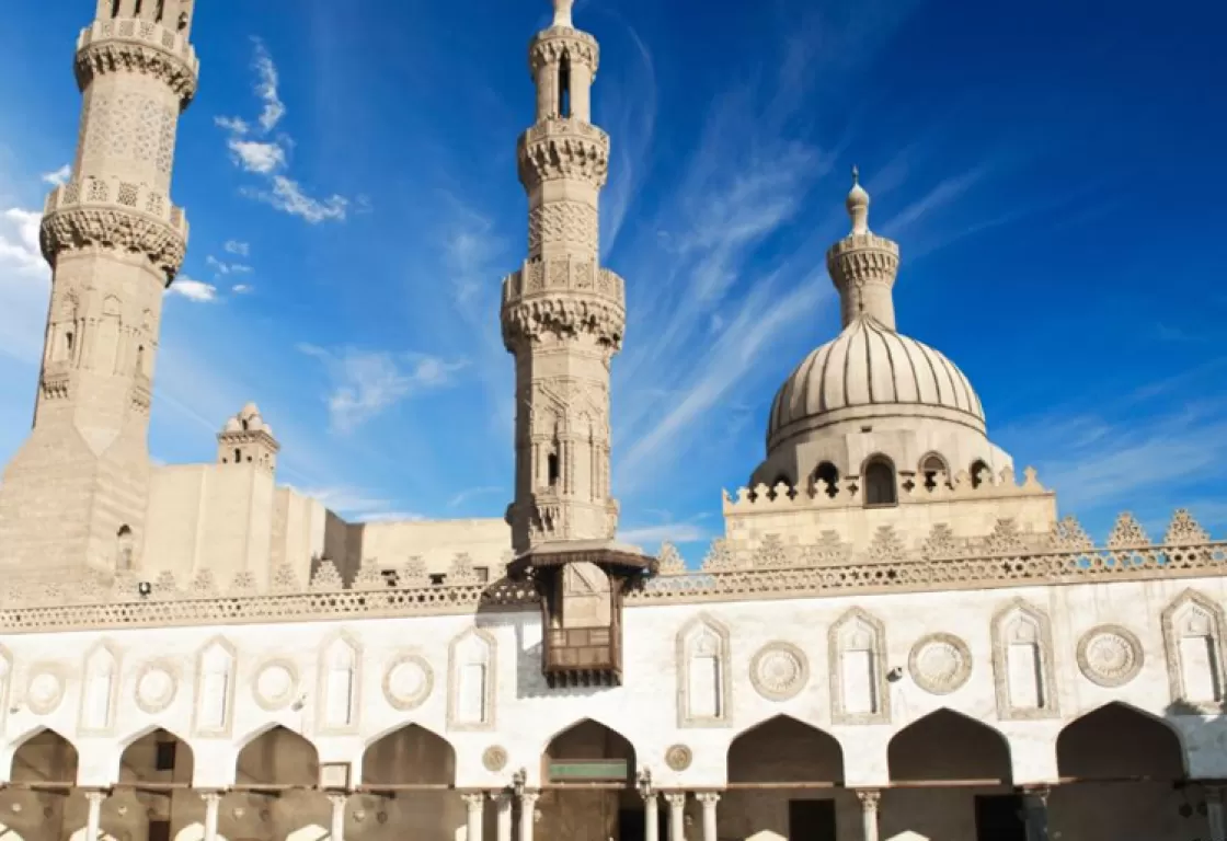 ماذا تعرف عن المشروع الإصلاحي للشيخ الأزهري محمود الشلتوت؟