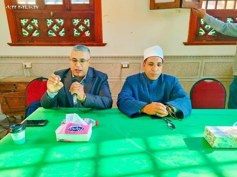 صورة من الألبوم