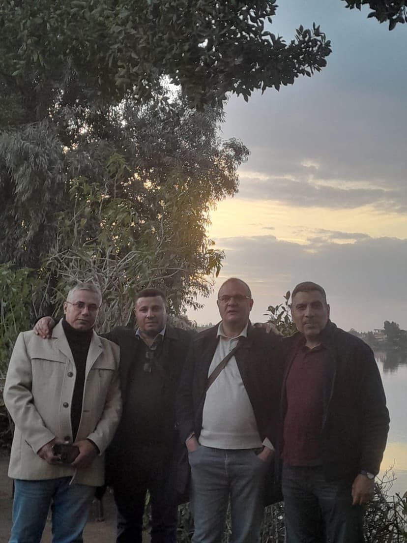 صورة من الألبوم